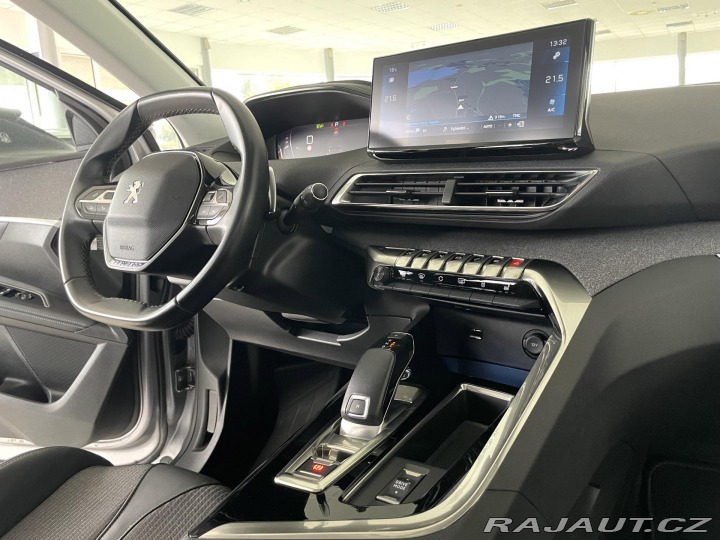 Peugeot 5008 1,5BlueHDi AT8*REZERVACE! 2021