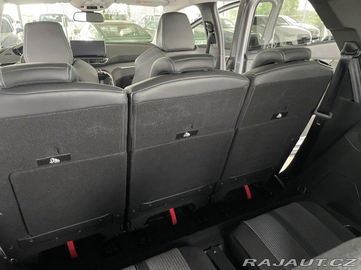 Peugeot 5008 1,5BlueHDi AT8*REZERVACE! 2021