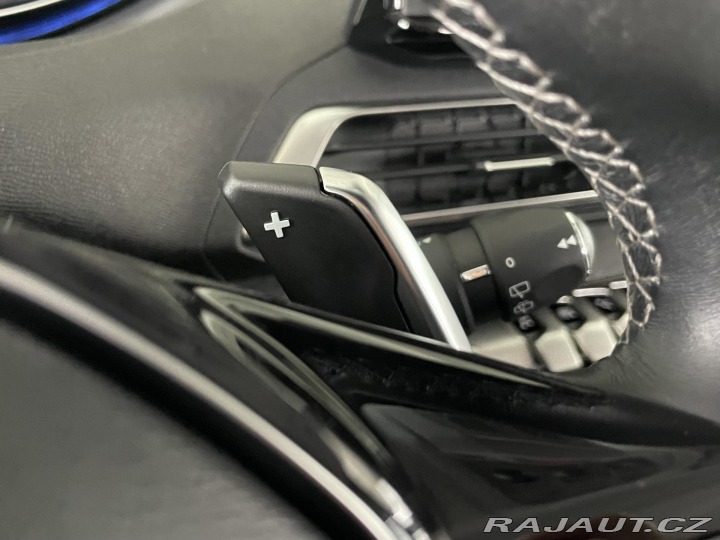 Peugeot 5008 1,5BlueHDi AT8*REZERVACE! 2021