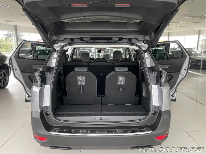 Peugeot 5008 1,5BlueHDi AT8*REZERVACE! 2021