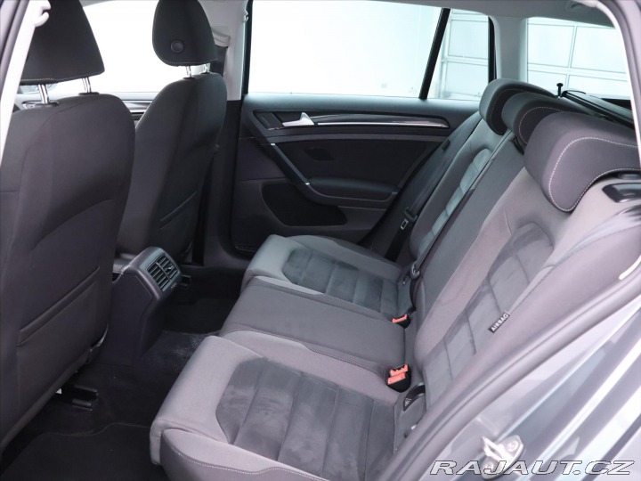 Volkswagen Golf 1,4 TSI 110kW DSG Highlin 2017
