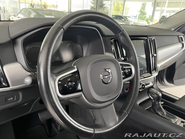 Volvo V90 D4 140kW Aut*Keyless*Tažn 2019