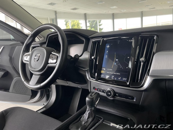 Volvo V90 D4 140kW Aut*Keyless*Tažn 2019