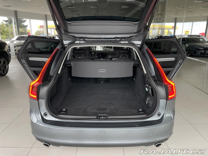 Volvo V90 D4 140kW Aut*Keyless*Tažn 2019