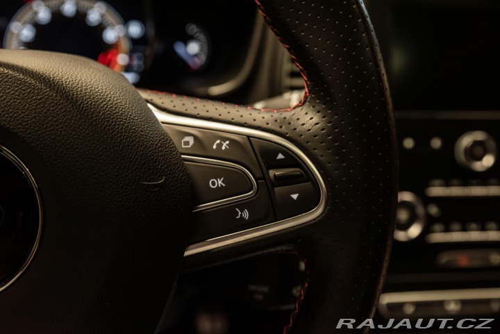 Renault Mégane R.S. TROPHY, DPH, MANUÁL 2019