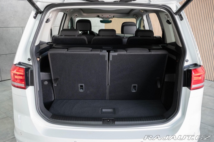 Volkswagen Touran 1.5 TSI TAŽNÉ*7.MÍST*DPH* 2023