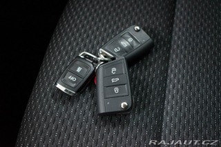 Volkswagen Touran 1.5 TSI TAŽNÉ*7.MÍST*DPH* 2023
