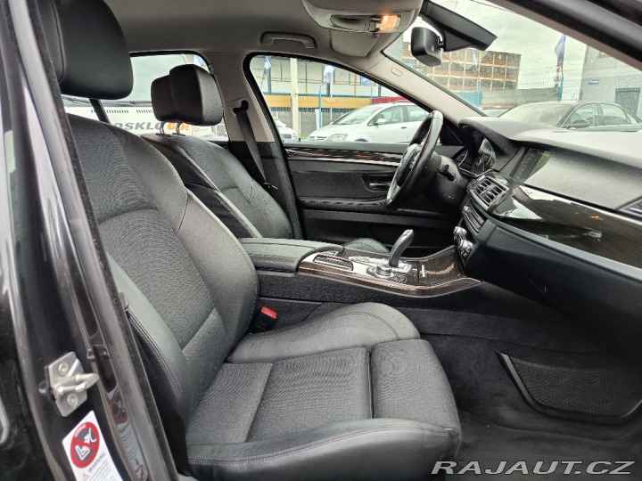 BMW 5 525D xdrive ČR Webasto 2012