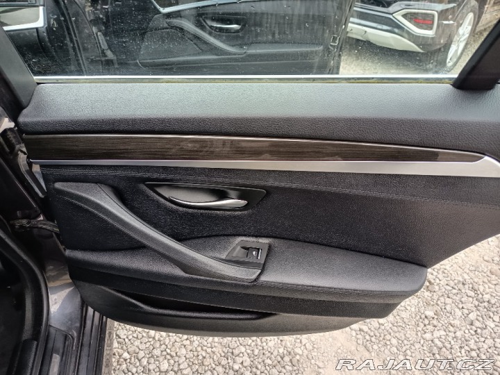 BMW 5 525D xdrive ČR Webasto 2012