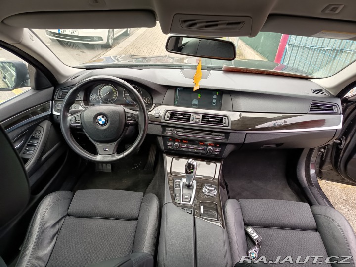 BMW 5 525D xdrive ČR Webasto 2012