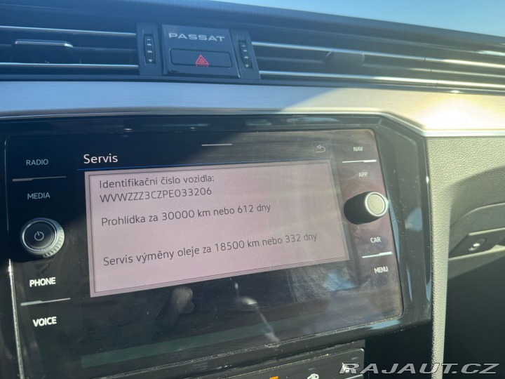 Volkswagen Passat Elegance  2,0TDI 110kW DS 1800