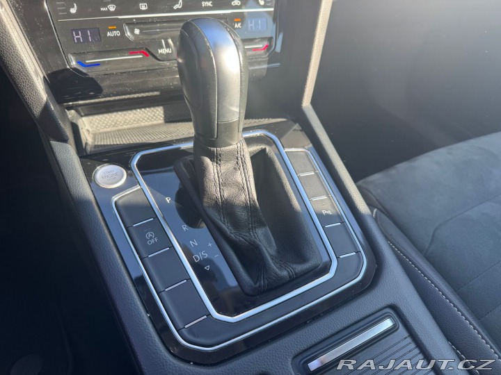 Volkswagen Passat Elegance  2,0TDI 110kW DS 1800