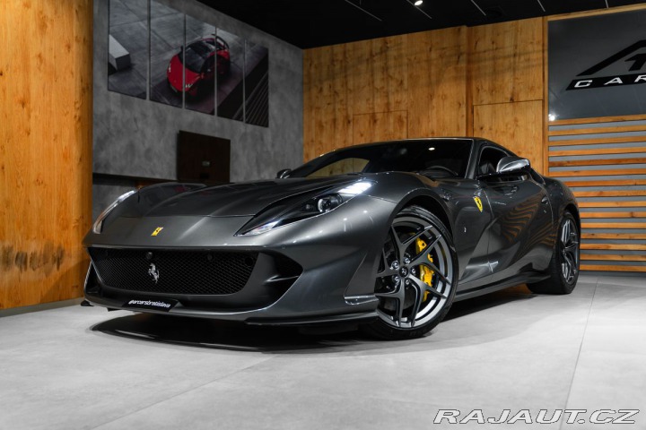 Ferrari 812 Superfast Lift, 360 kamer 2018