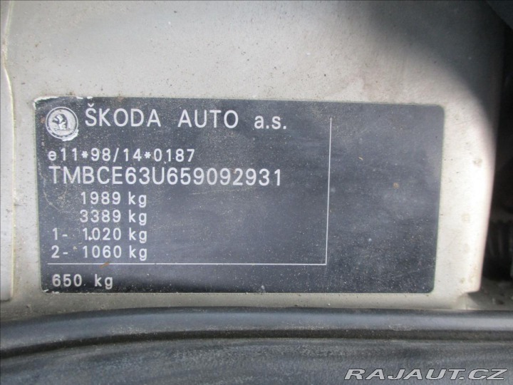 Škoda Superb 2,0 FSi 85kw Elegance Taž 2005