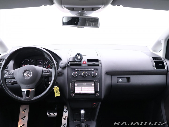 Volkswagen Touran 2,0 TDI 125kW DSG Cross 7 2013