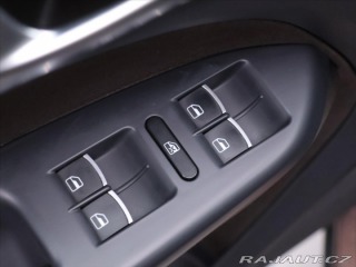 Volkswagen Touran 2,0 TDI 125kW DSG Cross 7 2013