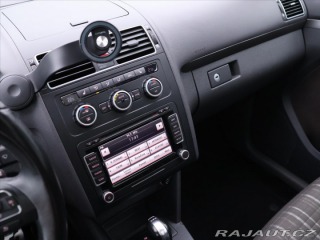 Volkswagen Touran 2,0 TDI 125kW DSG Cross 7 2013