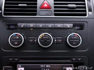 Volkswagen Touran 2,0 TDI 125kW DSG Cross 7 2013