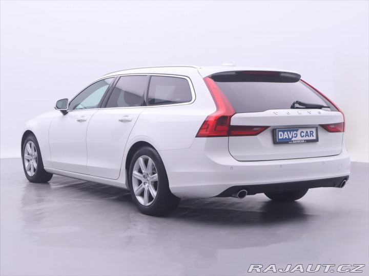 Volvo V90 2,0 D4 AWD Aut CZ Momentu 2017