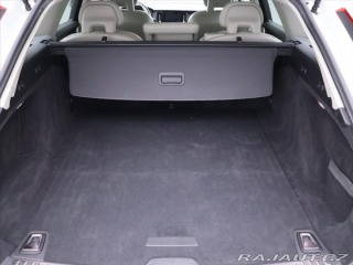 Volvo V90 2,0 D4 AWD Aut CZ Momentu 2017