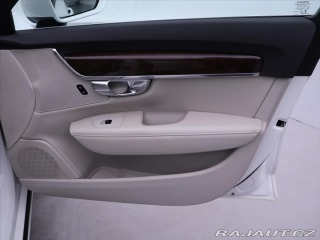 Volvo V90 2,0 D4 AWD Aut CZ Momentu 2017