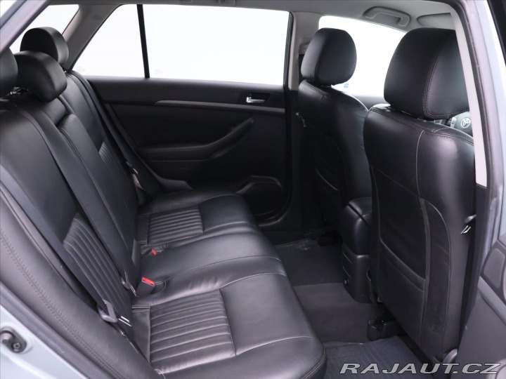 Toyota Avensis 2,2 D-4D 130kW Premium 2009