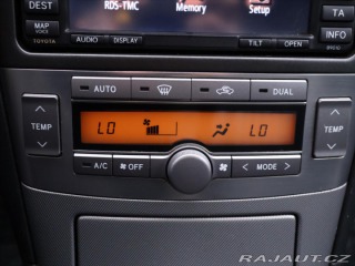 Toyota Avensis 2,2 D-4D 130kW Premium 2009