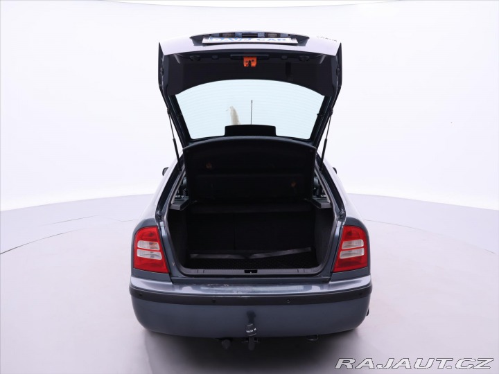 Škoda Octavia 1,6 i 75kW CZ Klima Tažné 2003