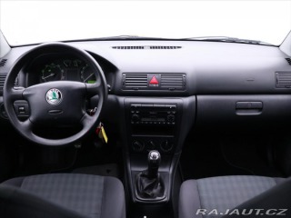 Škoda Octavia 1,6 i 75kW CZ Klima Tažné 2003