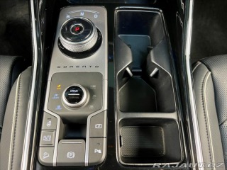 Kia Sorento 1,6 T-GDi 4x4 PREMIUM, BO 2023