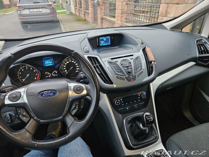 Ford Grand C-MAX 1,6 EcoBoost Titanium 2011