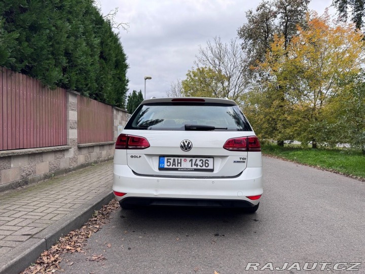 Volkswagen Golf 1,4 TGI – nové pneu, ro 1800