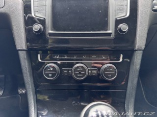 Volkswagen Golf 1,4 TGI – nové pneu, ro 1800