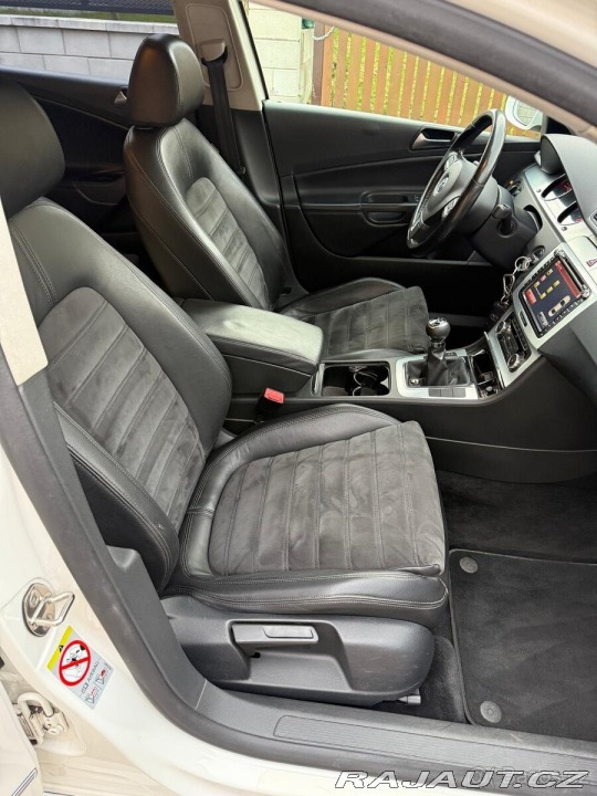 Volkswagen Passat 2,0 TDI, 125 kW, Common 2010