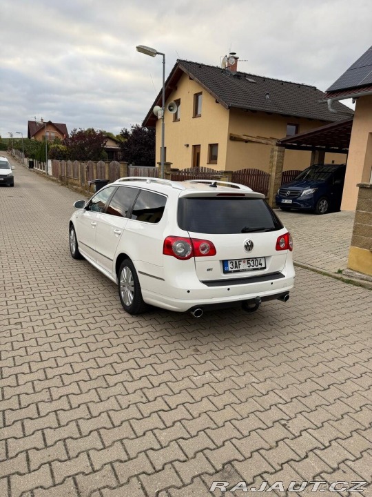 Volkswagen Passat 2,0 TDI, 125 kW, Common 2010