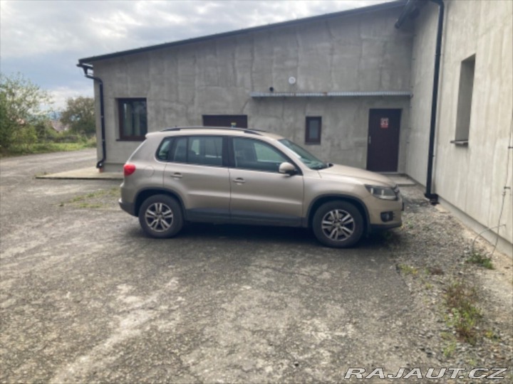 Volkswagen Tiguan 1800