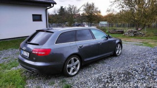 Audi A6 3,0 176 kW, quattro, ti 2011