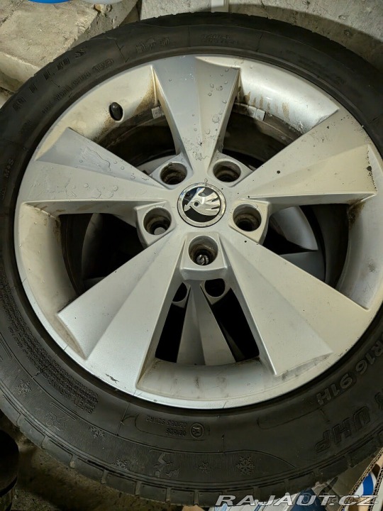 Škoda Octavia 2,0   DSG, Tažne, Nezavis 2014