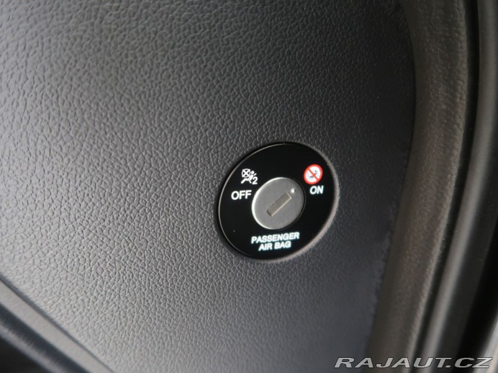 Kia Rio 1.4CVVT,CZ,1Maj,80kW,Manu 2016