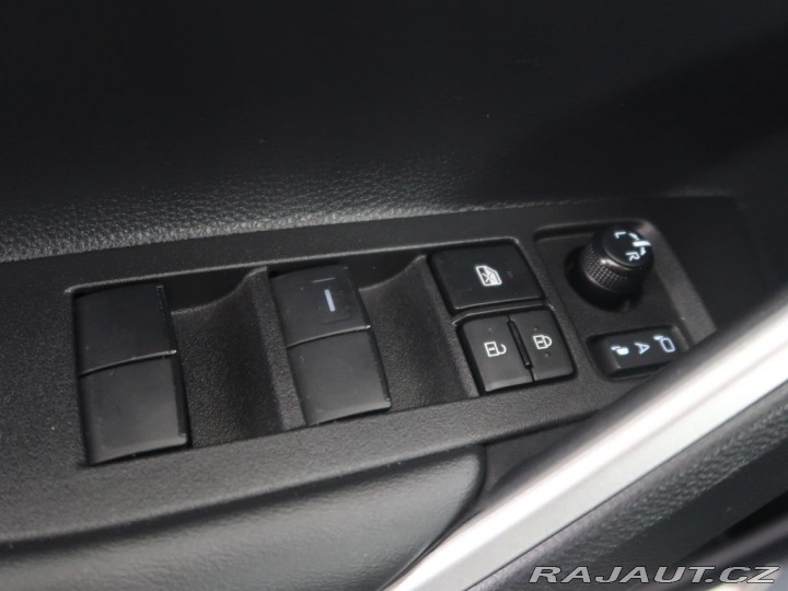 Toyota Corolla 2.0Hybrid,CZ,Confort Busi 2024