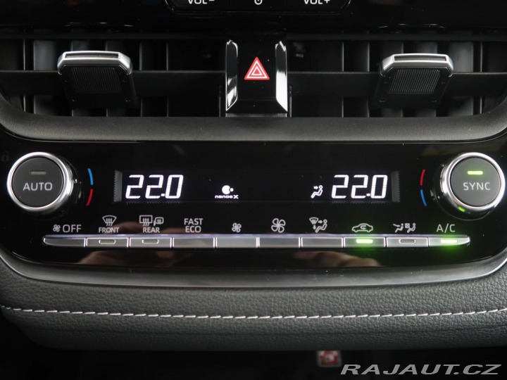 Toyota Corolla 1.8Hybrid,CZ,1Maj,Style 2024