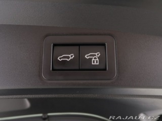 Toyota Corolla 1.8Hybrid,CZ,1Maj,Style 2024