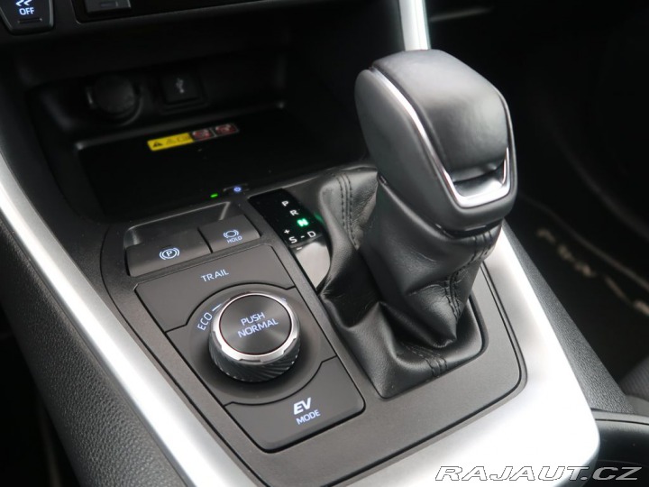 Toyota RAV4 2.5Hybrid,CZ,Comfort,4x4 2021