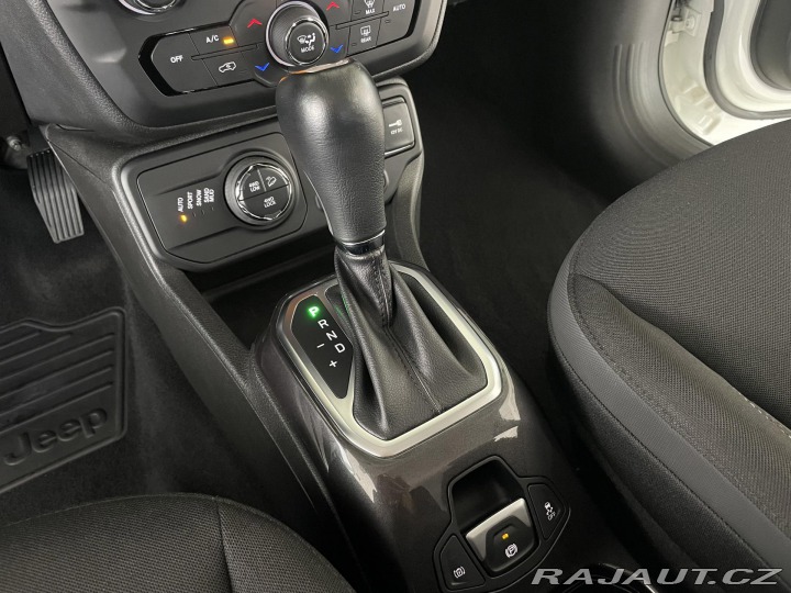 Jeep Renegade 4xe 190*PHEV*AWD*Distroni 2022