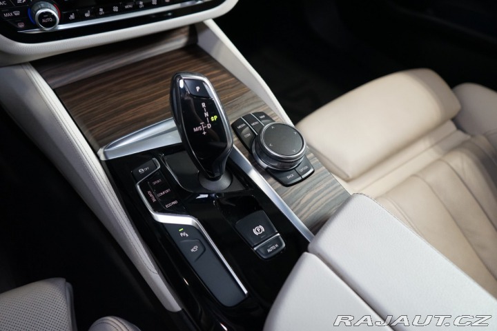 BMW 5 30d*xDRIVE*TOURING*360*HU 2018