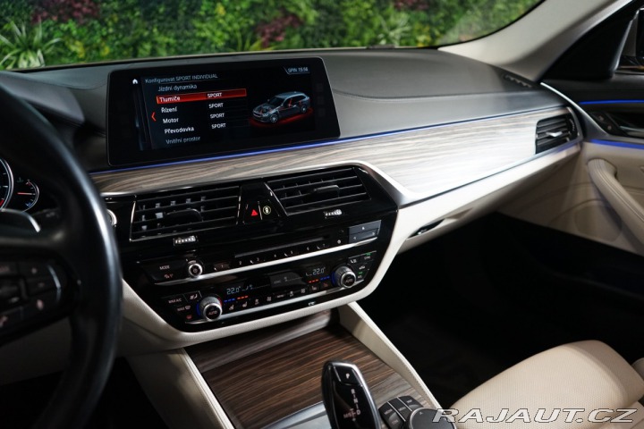 BMW 5 30d*xDRIVE*TOURING*360*HU 2018