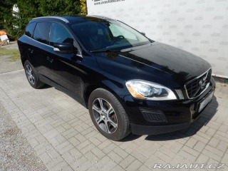 Volvo XC60 2.4 D5 AWD, DIGIKLIMA, TA 2011