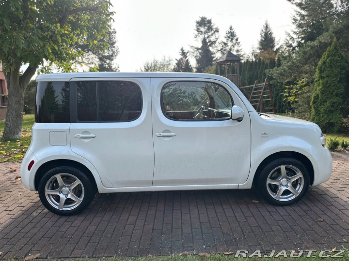 Nissan Ostatní modely Cube 1.6 16v 81kw Automat 2010