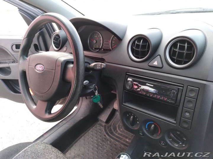 Ford Fiesta 1.3 8V AMBIENTE AC,ČR,SER 2005