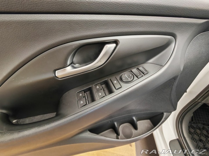 Hyundai i30 1.5 T-GDI Mild Hybrid kom 2022